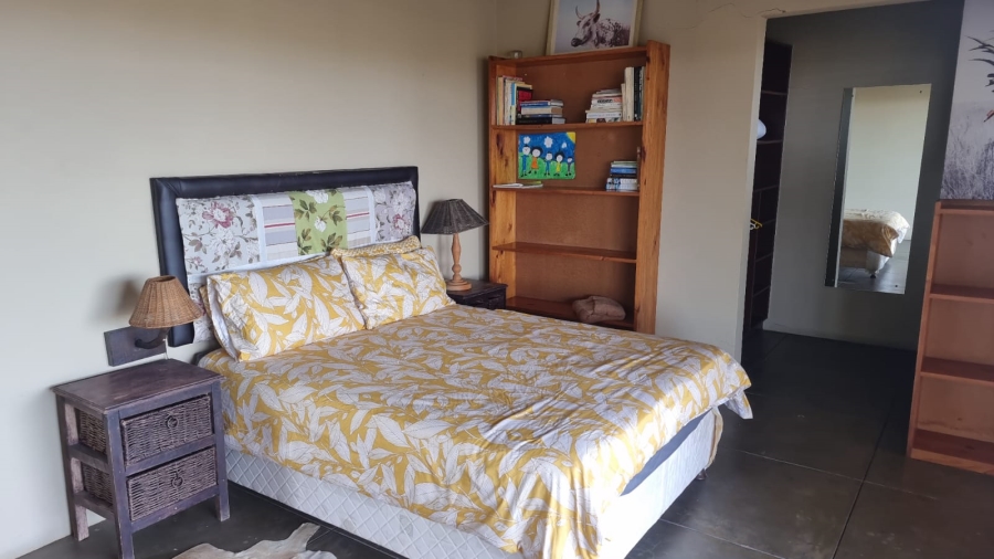 6 Bedroom Property for Sale in Merryhill Eastern Cape